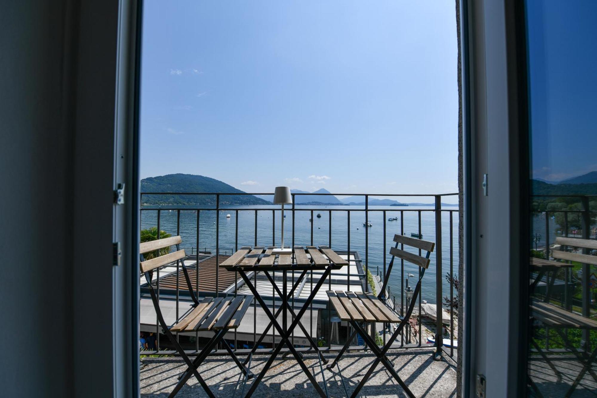 Casa Regina Apartment Бавено Екстериор снимка