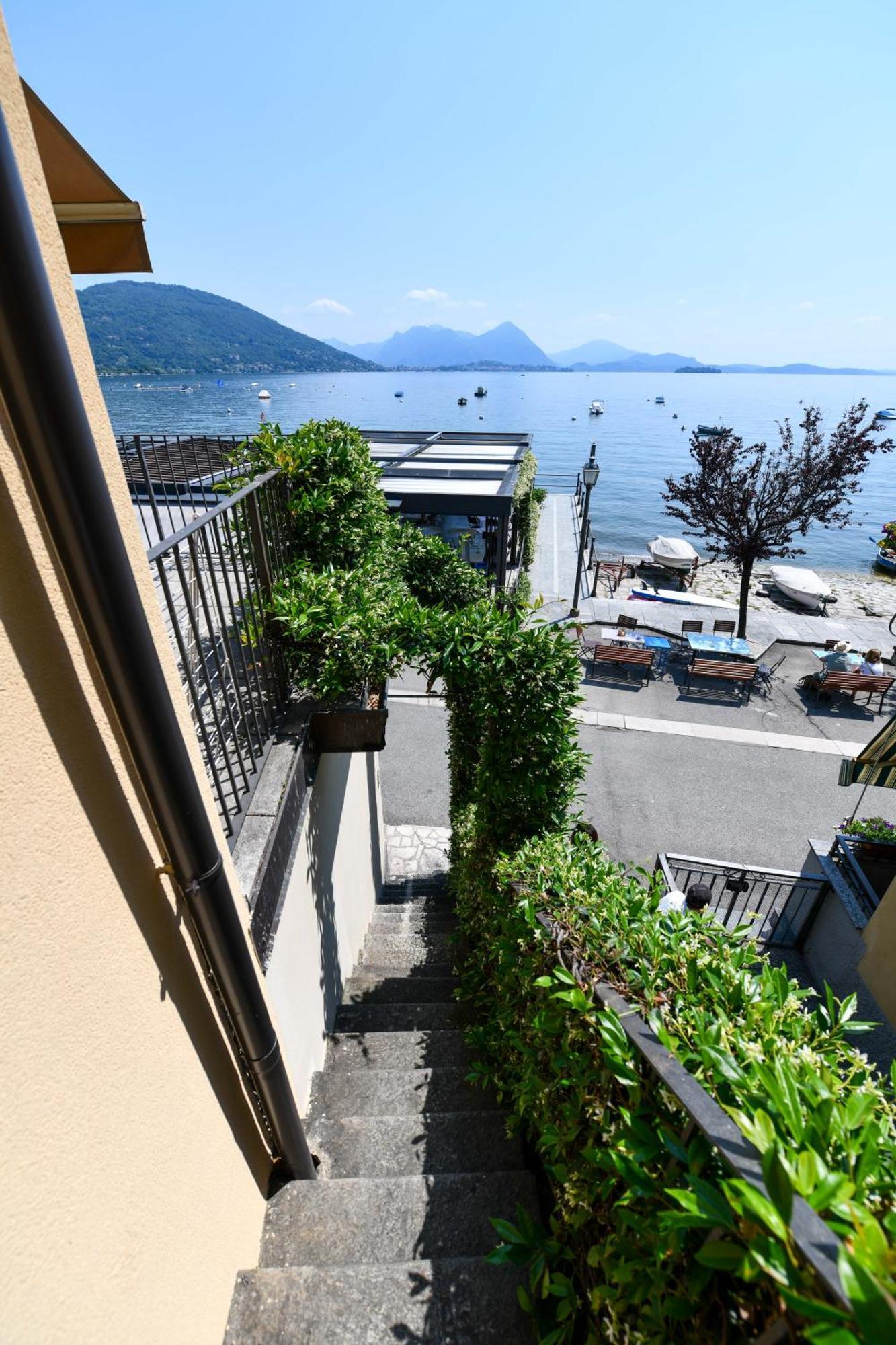 Casa Regina Apartment Бавено Екстериор снимка